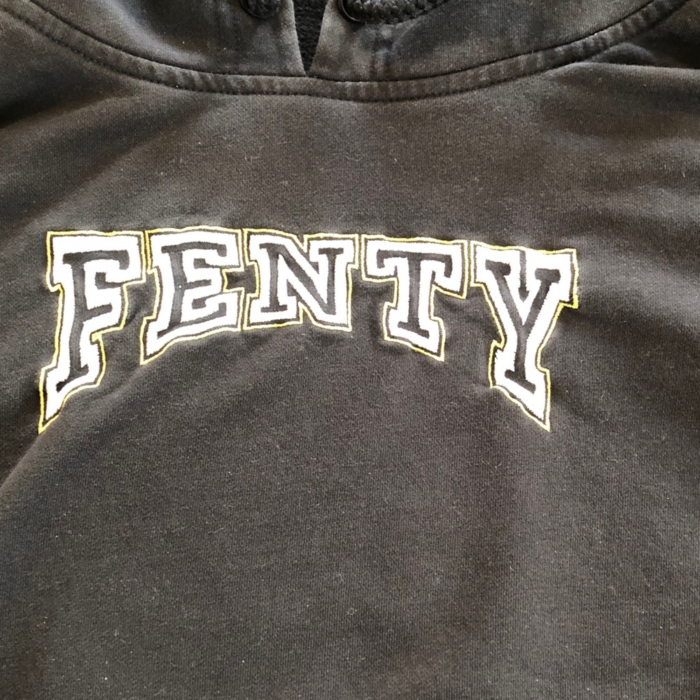 Fenty by puma hoodie - Picture 3 of 9